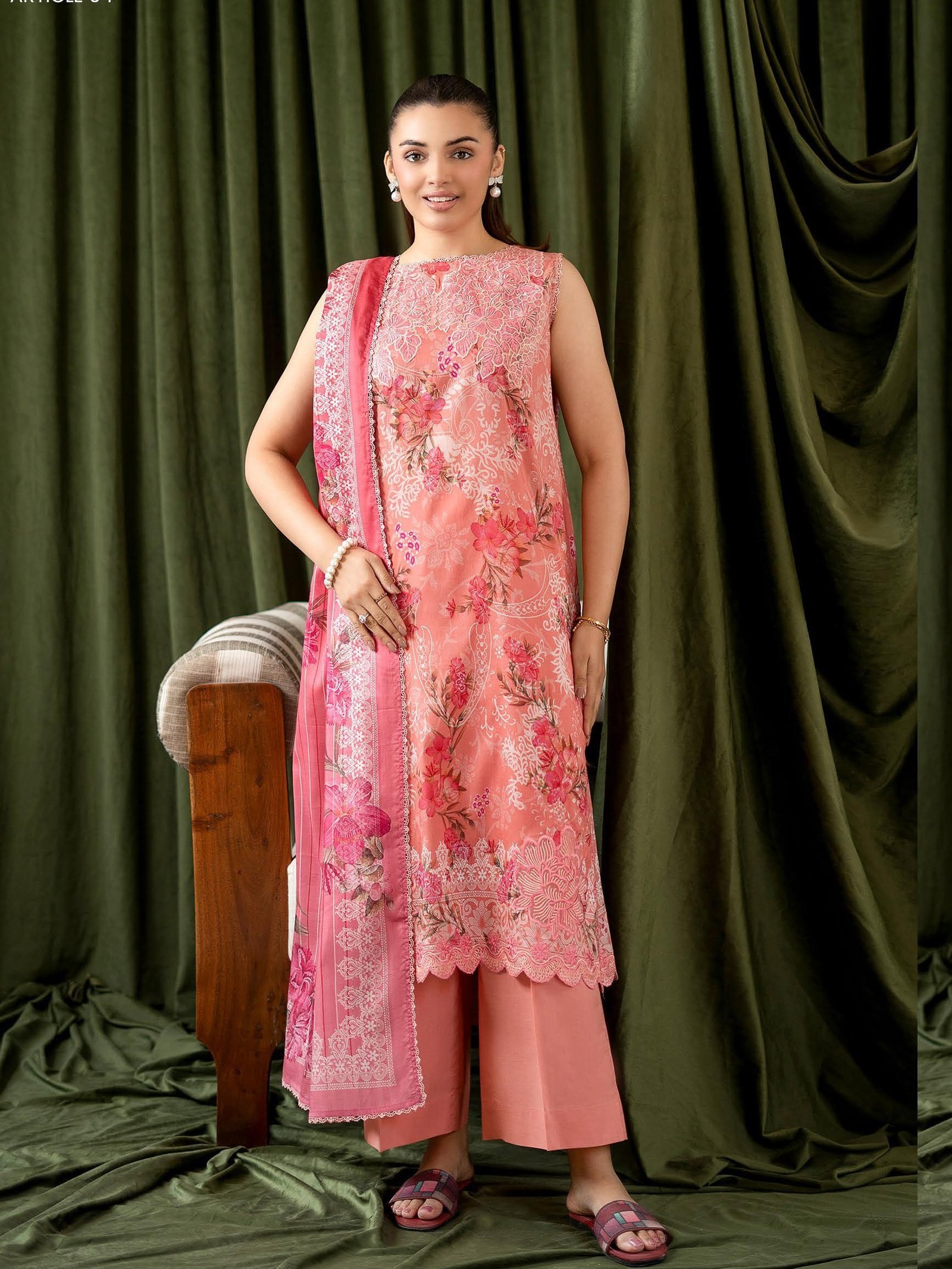 Premium Gulzeb, 3 Piece Lawn - Image 2